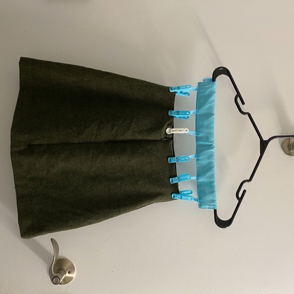 [SOLD] Aritzia Wilfred Renee Skirt - Picture 2 of 5